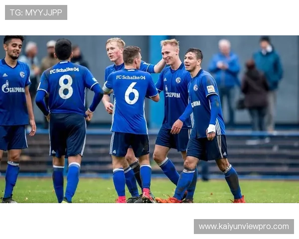 本周末焦点足球赛事全解析及赛前看点指南